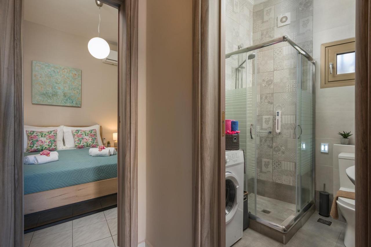 Floral Beach Apt With Lux Extras & Special Treats คอลิมวาริออน ภายนอก รูปภาพ